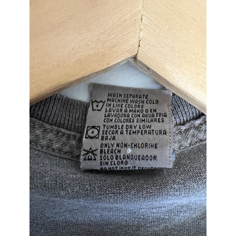 Yellowstone National Park Graphic Tee Men's  XL Faded Distressed Vintage - Picture 6 of 8